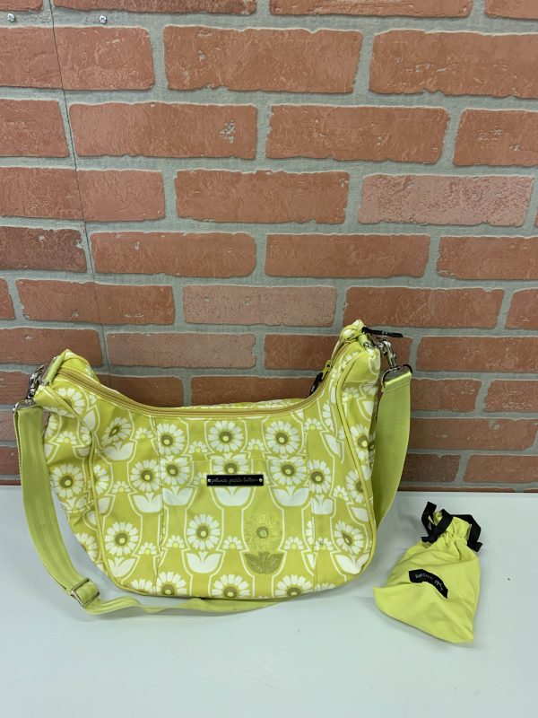 Petunia Pickle Bottom Touring Tote For Sale - Image 2