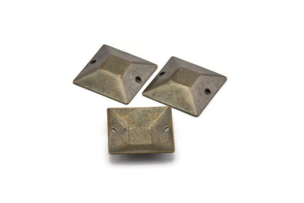 Pyramid Antique Brass Connector, 10 Antique Brass Squares With 2 Holes, Pyramid Connectors, Findings (16mm) K127 For Discount - Image 2